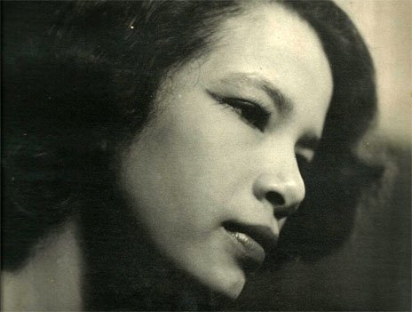 Monika Sing-Lee, who modeled for Vladimir Tretchikoff's most iconic work, was 17 when she was spotted by the artist working in her uncle's laundrette in South Africa 