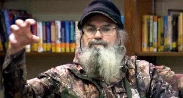 Si Robertson is one of the stars of A&E's newest hit show Duck Dynasty and is the younger brother of family patriarch Phil Robertson 