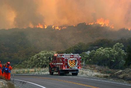 Southern California wildfires have nearly tripled in size inside 24 hours, engulfing an area of 43 sq miles