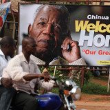 Thousands of mourners are attending the funeral of renowned author Chinua Achebe in his Nigerian home town of Ogidi in Anambra state