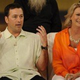 Alan Robertson and his wife Lisa join Duck Dynasty cast for Season 4