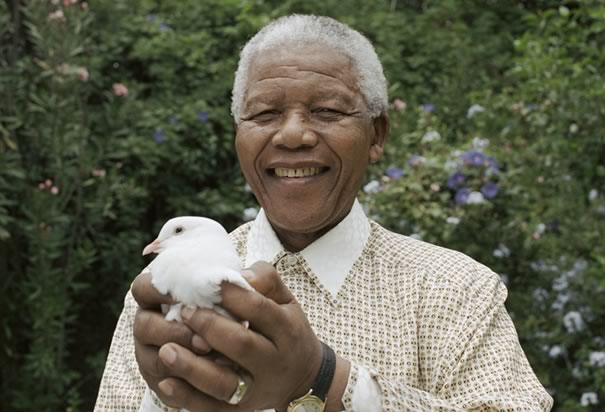 Archbishop Thabo Makgoba has prayed for Nelson Mandela's "peaceful end" as he remains in a critical condition in hospital