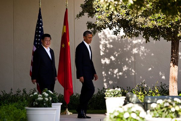 China’s President Xi Jinping and US President Barack Obama have begun a two-day summit in Palm Springs