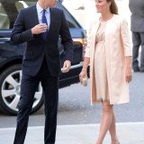 Kate Middleton and Prince William have decided not to find out the gender of their baby