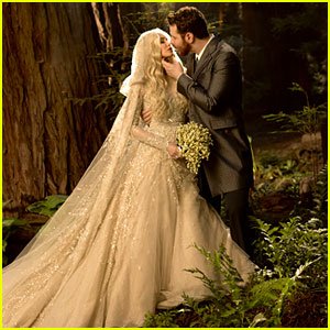 Sean Parker married Alexandra Lenas in Game of Thrones wedding ceremony in Big Sur