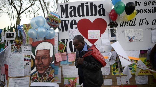 South Africa’s President Jacob Zuma has cancelled a trip to Mozambique on Thursday after visiting former leader Nelson Mandela