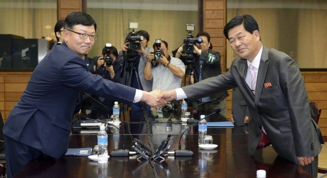 North Korea and South Korea have started in-depth talks on reopening joint-project Kaesong Industrial Complex