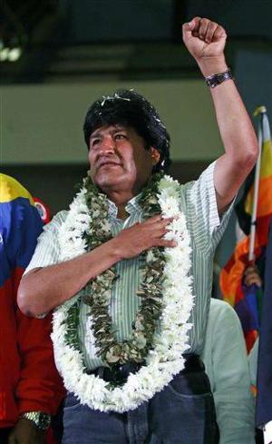President Evo Morales has threatened to close the US embassy in Bolivia after his official plane was banned from European airspace