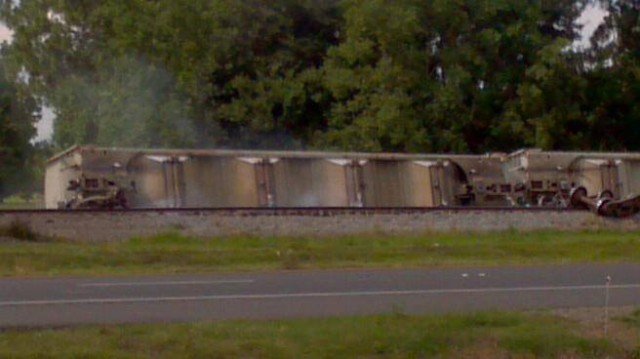 About 100 homes have been evacuated in Louisiana after a derailed train carriage leaked toxic chemicals