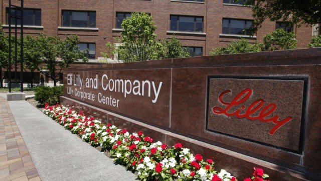 Eli Lilly has said it is "deeply concerned" by claims that it bribed Chinese doctors to prescribe its drugs