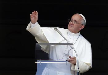 Pope Francis has urged Christians and Muslims to work together to promote mutual respect