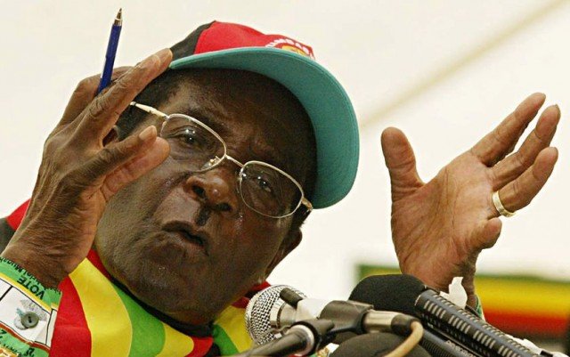 The US and UK have expressed concerns after Zimbabwe's President Robert Mugabe won a seventh term in office
