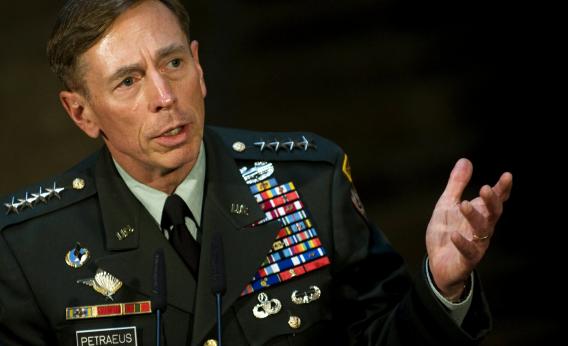 David Petraeus is urging members of Congress to support President Barack Obama's plan for military intervention in Syria