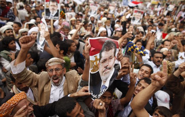 Egypt's new government has decided to press ahead with the legal dissolution of the Muslim Brotherhood