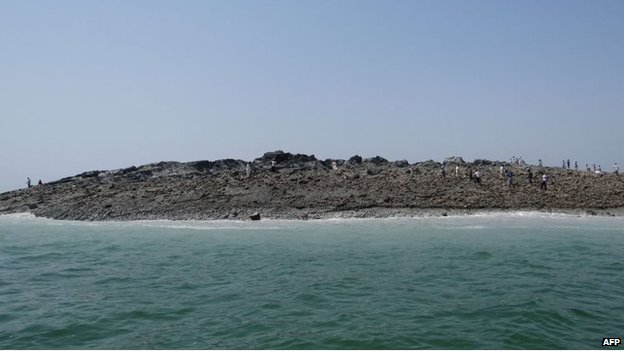 Pakistani people of coastal town of Gwadar saw a new island emerging in the sea after the earthquake