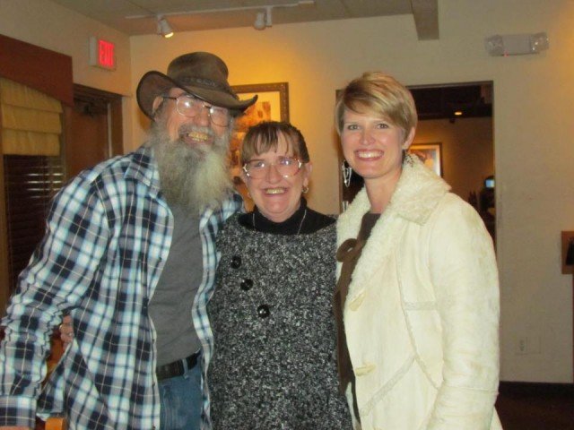 Si Robertson with wife Christine and their daughter Trasa Cobern