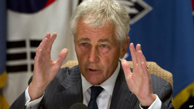  Chuck Hagel has announced that most of the 400,000 US defense department staff sent home amid the US government shutdown have been told to return to work next week