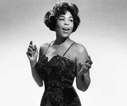  Gloria Lynne sang as a child in church, then won an amateur contest at age 15 at Harlem's Apollo Theater