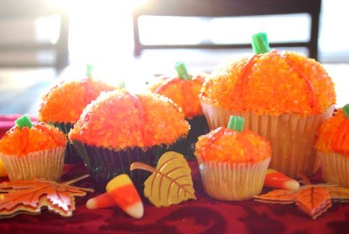 Halloween Glittery Pumpkin Cupcakes