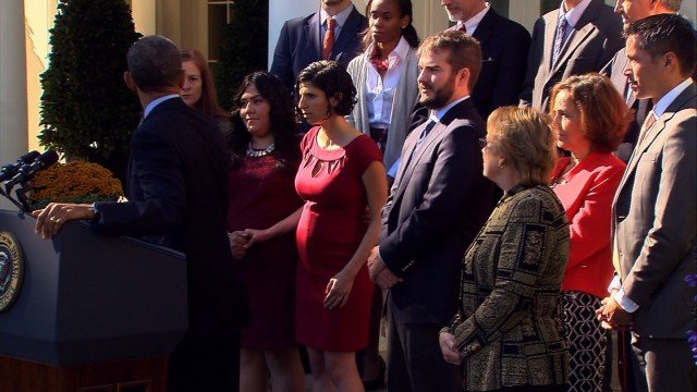 President Barack Obama helped catch pregnant Karmel Allison who was apparently about to faint while he hosted a press conference at the White House
