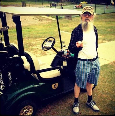 Si Robertson as a golf instructor
