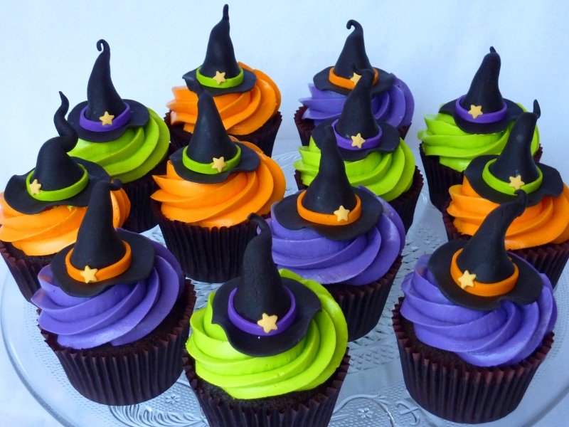 Image result for halloween cupcakes witch hats