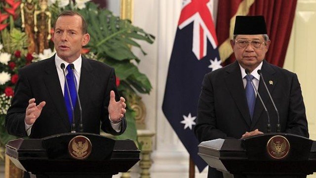 Australia's intelligence agencies spied on phone calls of Indonesian President Susilo Bambang Yudhoyono and close confidantes
