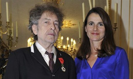 Bob Dylan has received France’s highest award, the Legion of Honor, in a brief ceremony in Paris