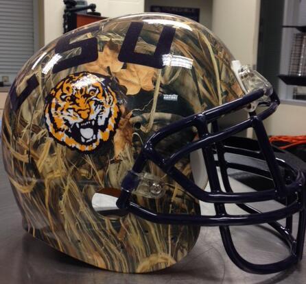 LSU Tigers put together a helmet in honor of Duck Dynasty