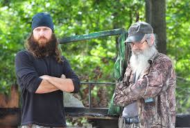 Si and Jase Robertson have teamed up with insurer State Farm to reinforce the importance of turkey fryer and cooking safety this holiday season