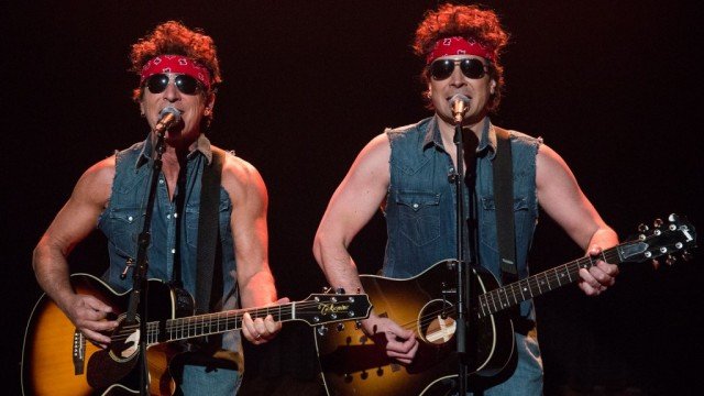 Bruce Springsteen joined show host Jimmy Fallon for a duet sending up a scandal embroiling Governor Chris Christie
