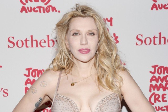 Courtney Love did not defame her former lawyer Rhonda Holmes in a 2010 Twitter post