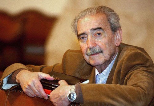 Juan Gelman is considered to be one of the greatest authors in Spanish and was awarded the prestigious Cervantes Prize in 2007