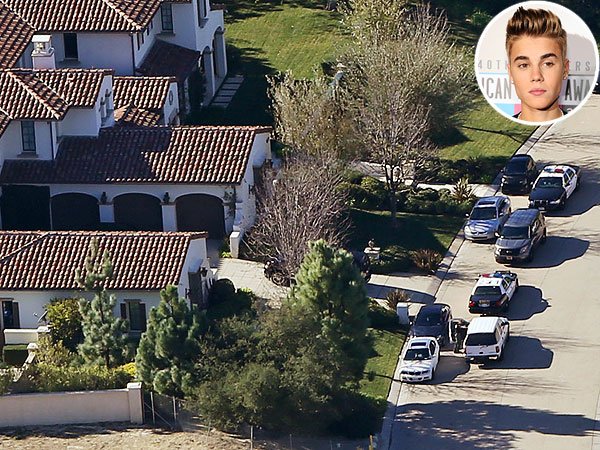 Justin Bieber’s Los Angeles home has been searched by police after the pop star allegedly threw eggs at his neighbor’s home