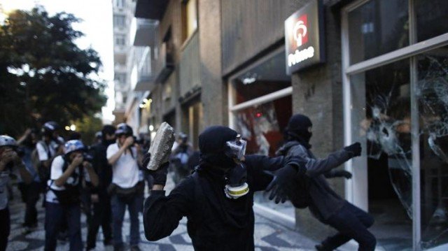 Sao Paulo peaceful protest was marred by sporadic acts of vandalism which turned into clashes with the police