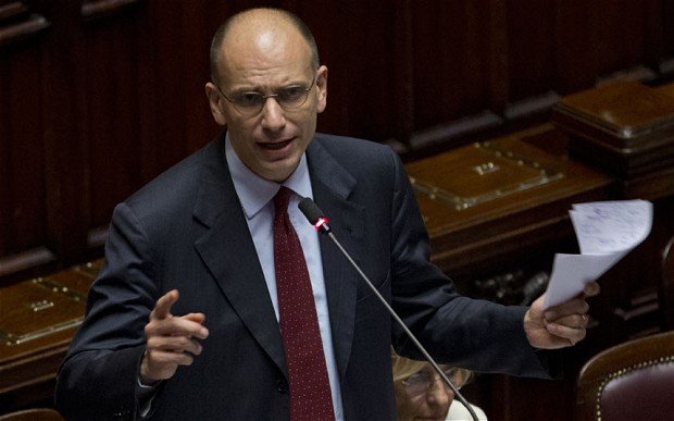 Enrico Letta has said he will resign on Friday after his Democratic Party backed a call for a new administration
