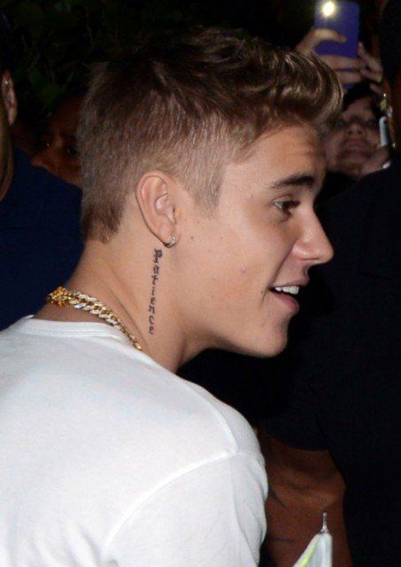 Justin Bieber revealed his new tattoo on his right neck