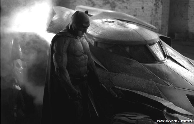 Ben Affleck’s first photo as Batman has been revealed by director Zack Snyder