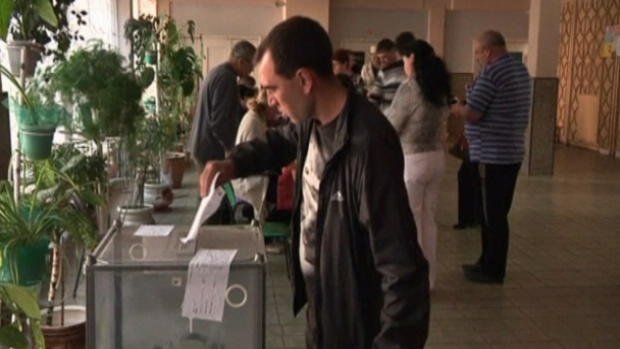 Eastern Ukraine referendums seek approval to declare sovereign the Donetsk and Luhansk regions