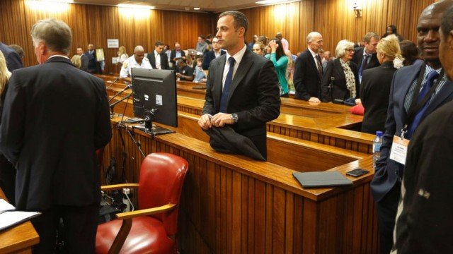 Oscar Pistorius's trial has begun today with discussion of when Reeva Steenkamp may have eaten her last meal
