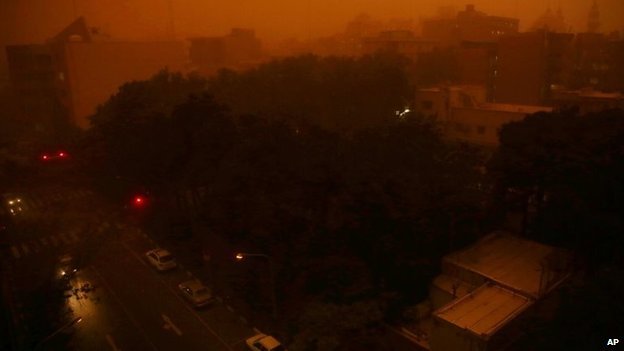 At least four people have been killed and about 30 injured after a powerful sandstorm has hit Tehran