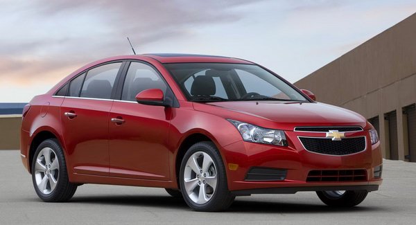 GM has told dealers in the US and Canada to stop selling some Chevrolet Cruze cars due to a potential problem with the airbag