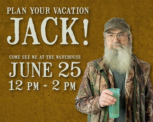 Si Robertson will sign autographs at the Duck Commander Warehouse on June 25