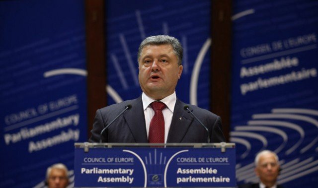 Ukrainian President Petro Poroshenko hailed the signing of the partnership agreement with the EU