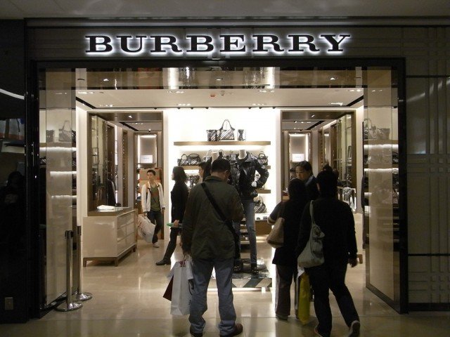 Burberry has announced a strong rise in sales but warned that profits could be hit by unfavorable exchange rates