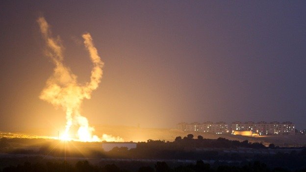 Israel’s army has begun a ground offensive against Palestinian militants in the Gaza Strip