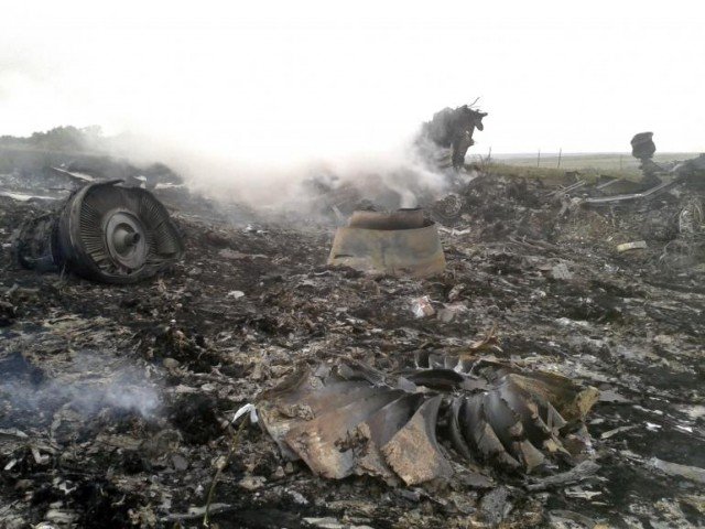 Pro-Russian rebels in eastern Ukraine have announced they will give international investigators access to the crash site of a Malaysia Airlines jet