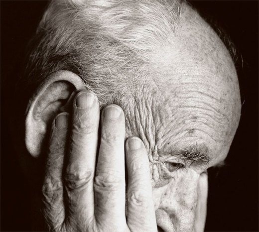 The main risk factors for Alzheimer’s disease are a lack of exercise, smoking, depression and poor education