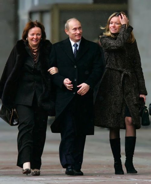 Vladimir Putin’s daughter, Maria Putina, has fled her Dutch home as fury grows over Malaysia Airlines tragedy.