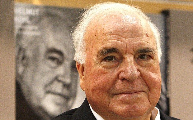 Helmut Kohl has won a legal battle to keep 200 tapes recording his political life